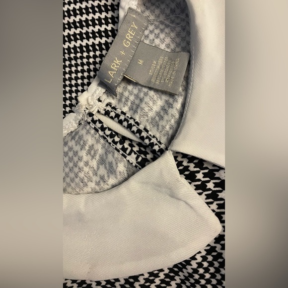 NWT CHECKERED LONG SLEEVE DRESS SIZE S.M - Picture 15 of 15